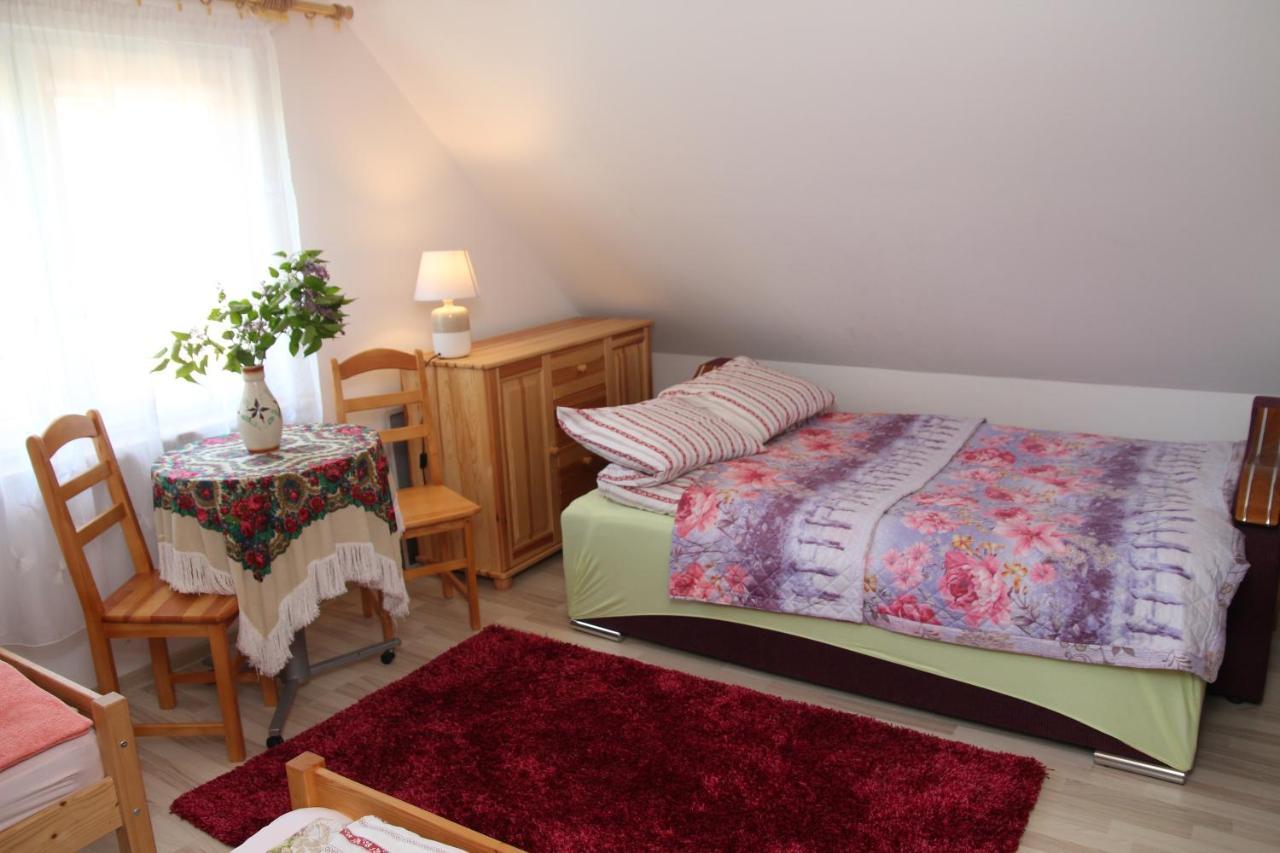 Villa Zamsowka Guciow Esterno foto